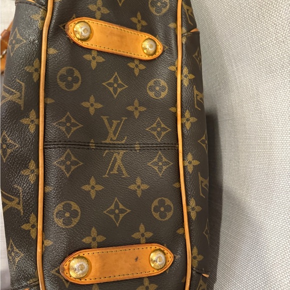 Authentic Louis Vuitton Galleria PM Pre-Loved - Picture 11 of 13